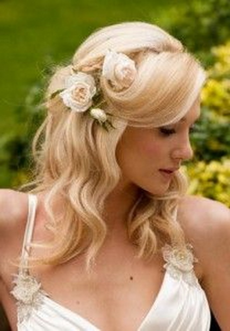 bruidskapsel-bloem-64-10 Vjenčanje frizura cvijet