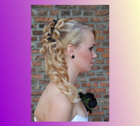 bruidskapsels-halflang-haar-half-opgestoken-49-19 Svadbene frizure poludnevna kosa je pola podignuta