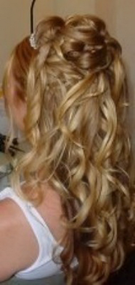 bruidskapsels-halflang-haar-half-opgestoken-49-2 Svadbene frizure poludnevna kosa je pola podignuta