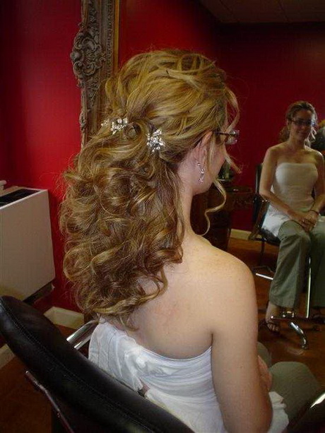 bruidskapsels-halflang-haar-half-opgestoken-49-9 Svadbene frizure poludnevna kosa je pola podignuta