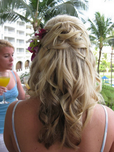 bruidskapsels-krullend-haar-22-17 Vjenčanje frizura kovrčava kosa