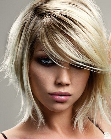 kapsel-halflang-blond-31-5 Srednja Plavuša frizura