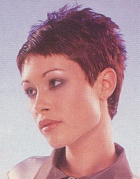kapsel-vrouw-kort-60-7 Ženska frizura kratka