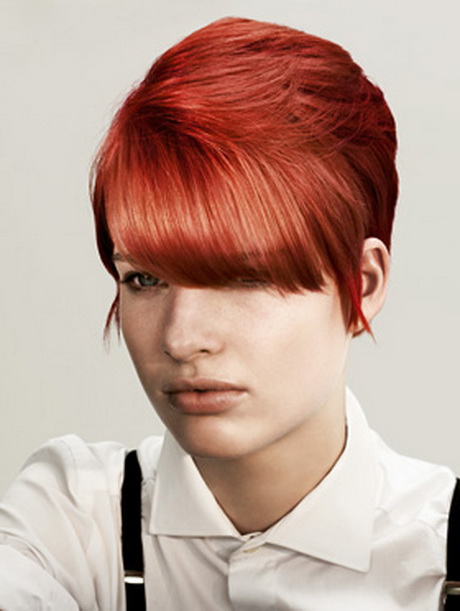 kort-rood-kapsel-70-17 Kratka crvenokosa frizura