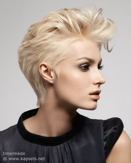 korte-blonde-kapsels-05-5 Kratke plave frizure