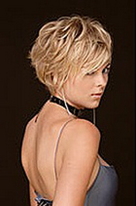 leuke-kapsels-voor-kort-haar-vrouwen-23-8 Lijepe frizure za žene s kratkom kosom