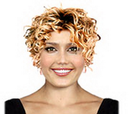 leuke-kapsels-voor-kort-krullend-haar-90-10 Lijepe frizure za kratku kovrčavu kosu
