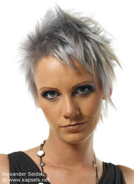 korte-kapsels-grijze-tint-57_3 Kratke frizure sive boje