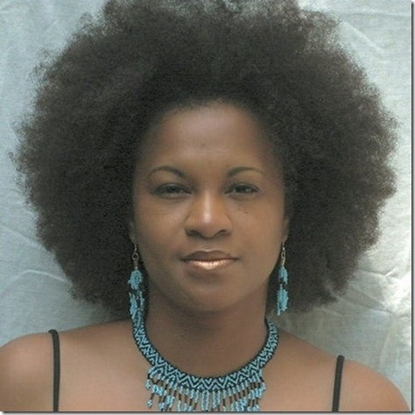 afro-kapsel-vrouw-02_4 Žena s afričkom frizurom