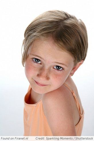 kinderkapsel-meisje-kort-64_12 Dječja frizura za djevojku kratka