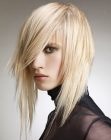aparte-kapsels-halflang-haar-88_10 Pojedinačne frizure za srednju kosu