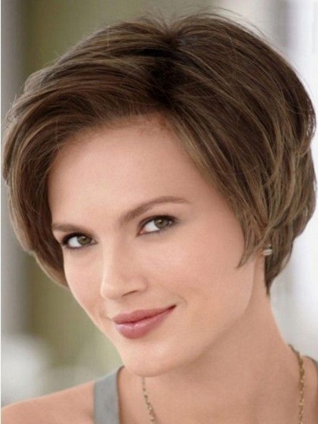korte-kapsels-dames-ovaal-gezicht-84_9 Kratke frizure za žene s ovalnim licem