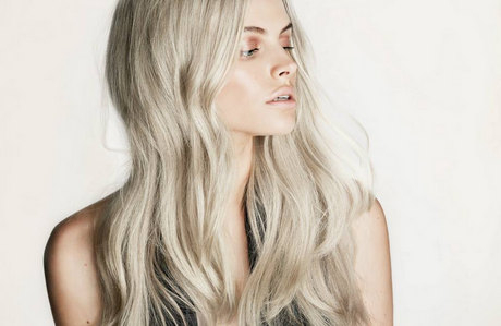 grijs-blond-haar-verven-23 Bojanje kose u crno-bijeloj boji
