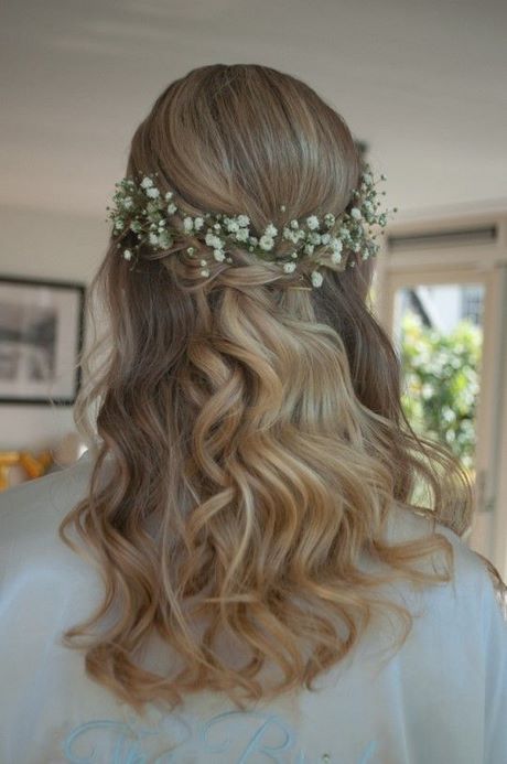 half-opgestoken-bruidskapsel-16_5 Polu-kratka frizura za vjenčanje