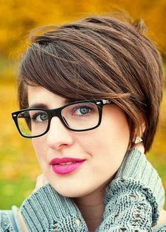 halflang-haar-met-bril-41_14 Srednja kosa s naočalama