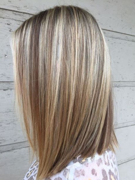 kapsels-blond-met-lowlights-53 Frizure su svijetle s niskim svjetlom