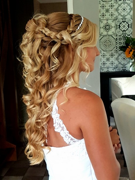 bruidskapsel-lang-haar-los-85_16 Vjenčanje frizura duga labav kosa