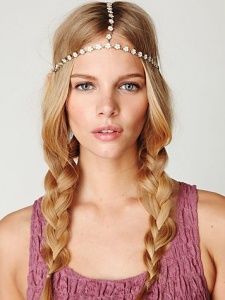 hippie-kapsel-vrouw-53 Žena s vikingovom frizurom