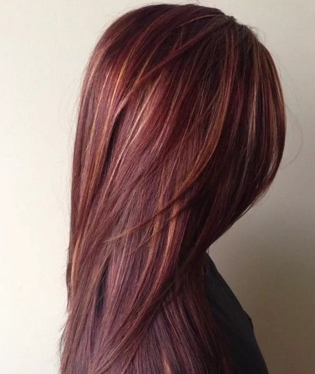 zwart-haar-met-rode-gloed-61 Crna kosa s crvenom bojom