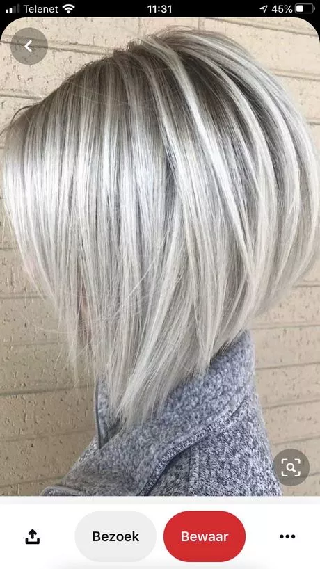 grijs-blond-halflang-haar-93_7-13 Sijeda plava kosa srednje duljine