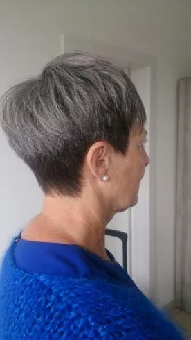 pittig-grijs-kapsel-19-1 Pikantna sijeda frizura
