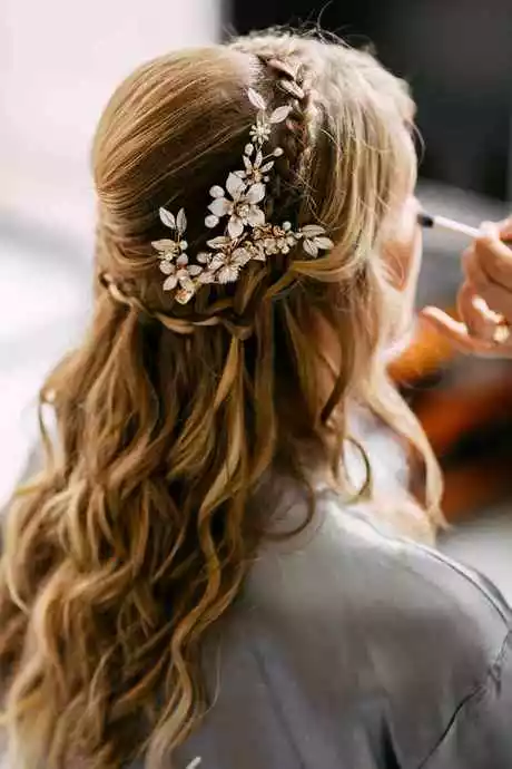 simpel-bruidskapsel-18_6-13 Jednostavna vjenčana frizura