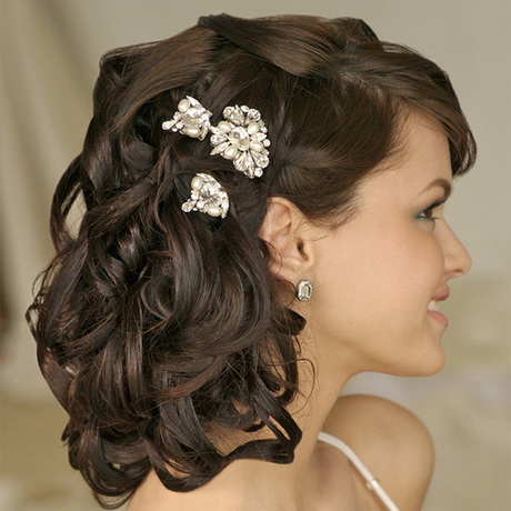 bruidskapsels-half-lang-haar-05_5 Vjenčanje frizura na pola duge kose