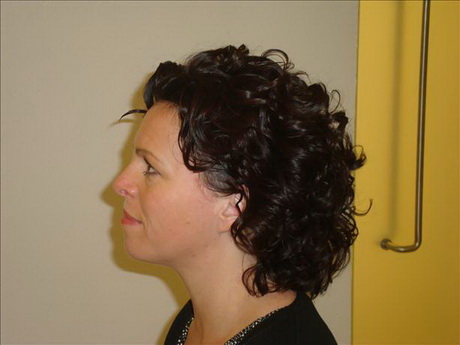 Grubo permanent u kratkoj kosi