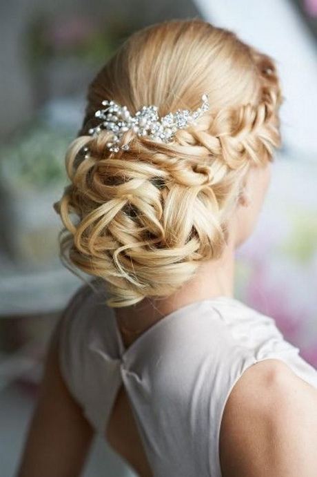 mooie-kapsels-voor-bruiloft-75_10 Lijepe frizure za vjenčanje