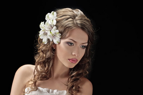 mooie-kapsels-voor-bruiloft-75_7 Lijepe frizure za vjenčanje