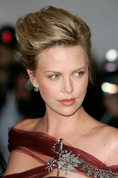 kapsel-charlize-theron-99_19 Frizura Charlize Theron