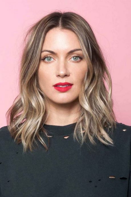 korte-kapsels-met-balayage-87_8 Kratke frizure s balayazhem