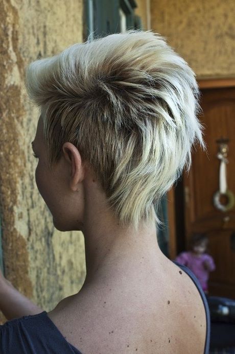 korte-punk-kapsels-vrouwen-56_11 Kratke punk frizure za žene