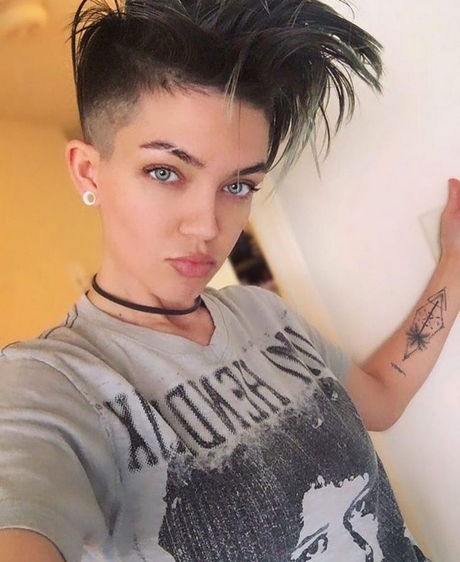 korte-punk-kapsels-vrouwen-56_5 Kratke punk frizure za žene