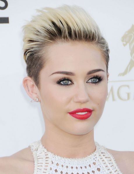 miley-cyrus-kort-haar-86_4 Miley Cyrus kratka kosa