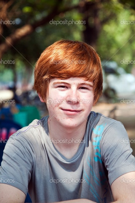 jongen-bruin-haar-04_11 Dječak s smeđom kosom